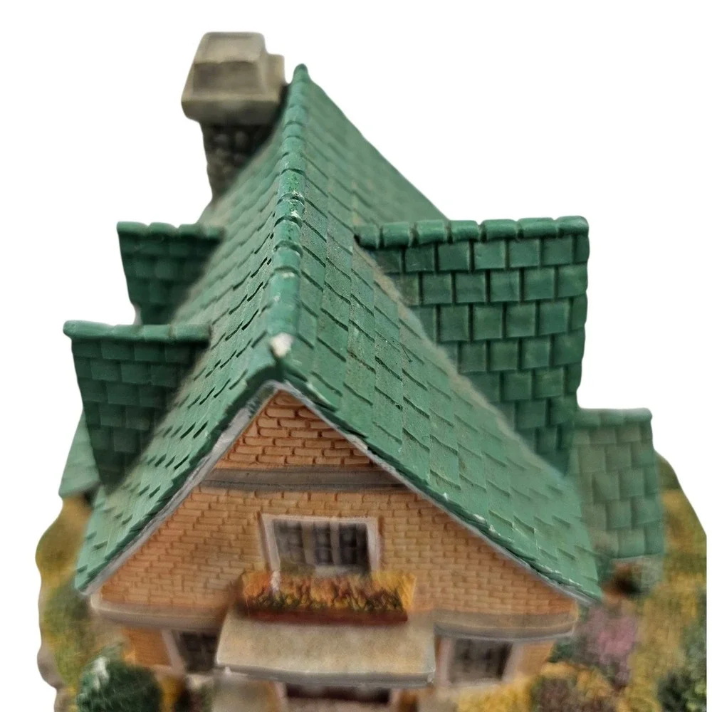 Yorkshire House Olde‎ Englands Classic Cottages Miniature Figurine 1994 Vintage